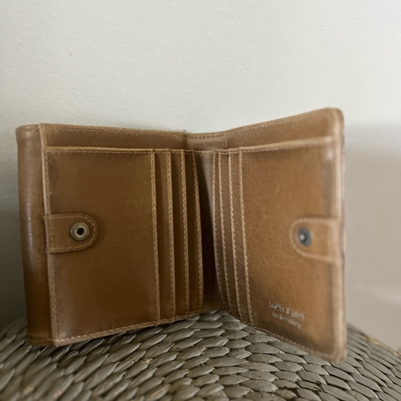 Matt & Nat Wallet - Picture 3 of 3